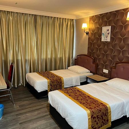 Hotel Ching Hua Сеґамат Екстер'єр фото